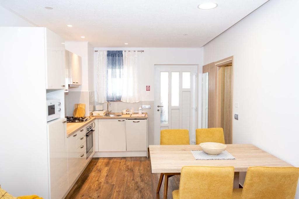 App Roko 3 Apartment Porec Exterior photo